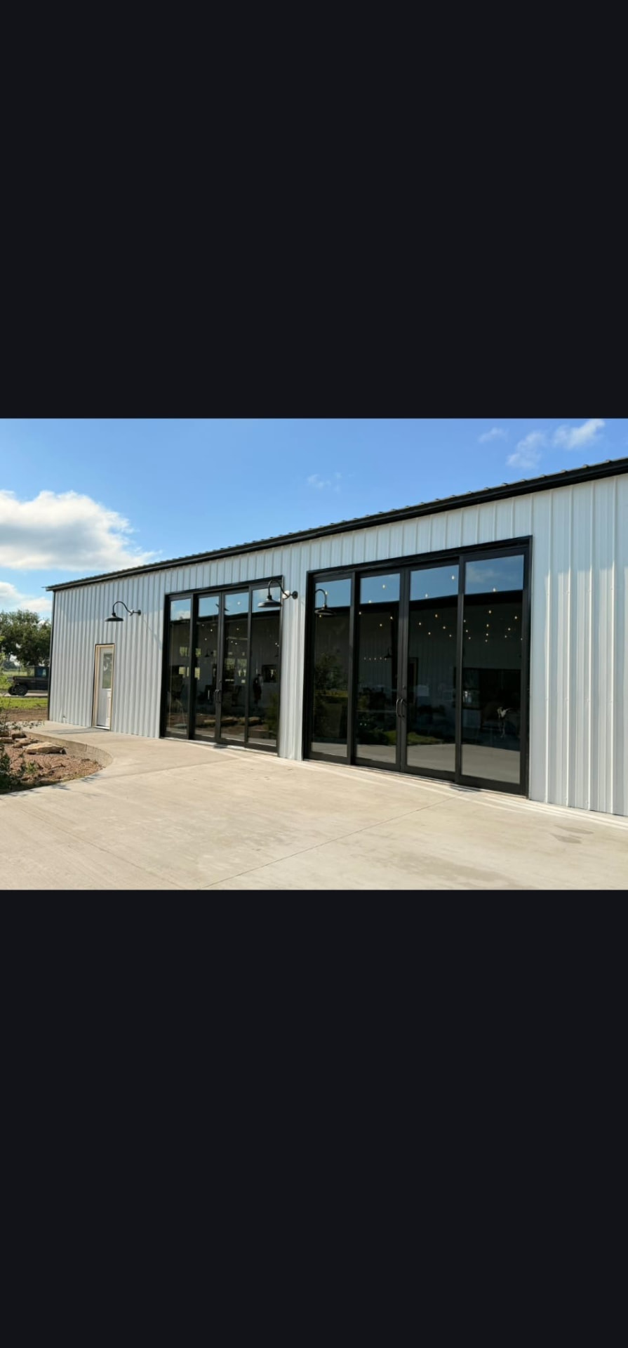 Commercial glass entrance system by Racso Glass LLC