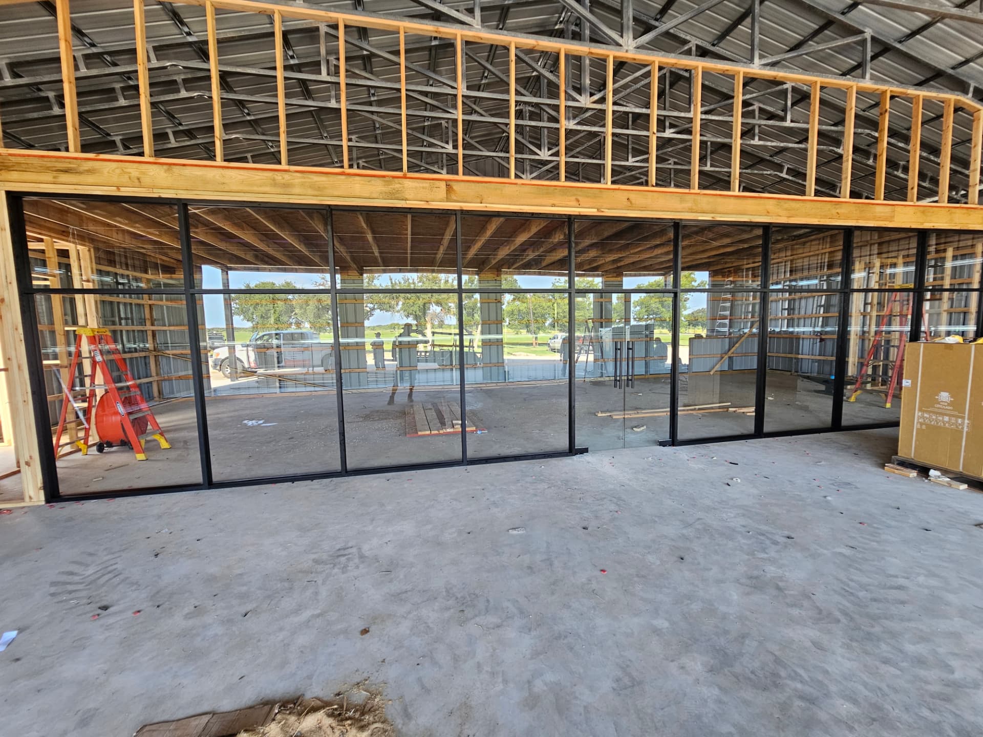 Commercial interior storefront by Racso Glass LLC